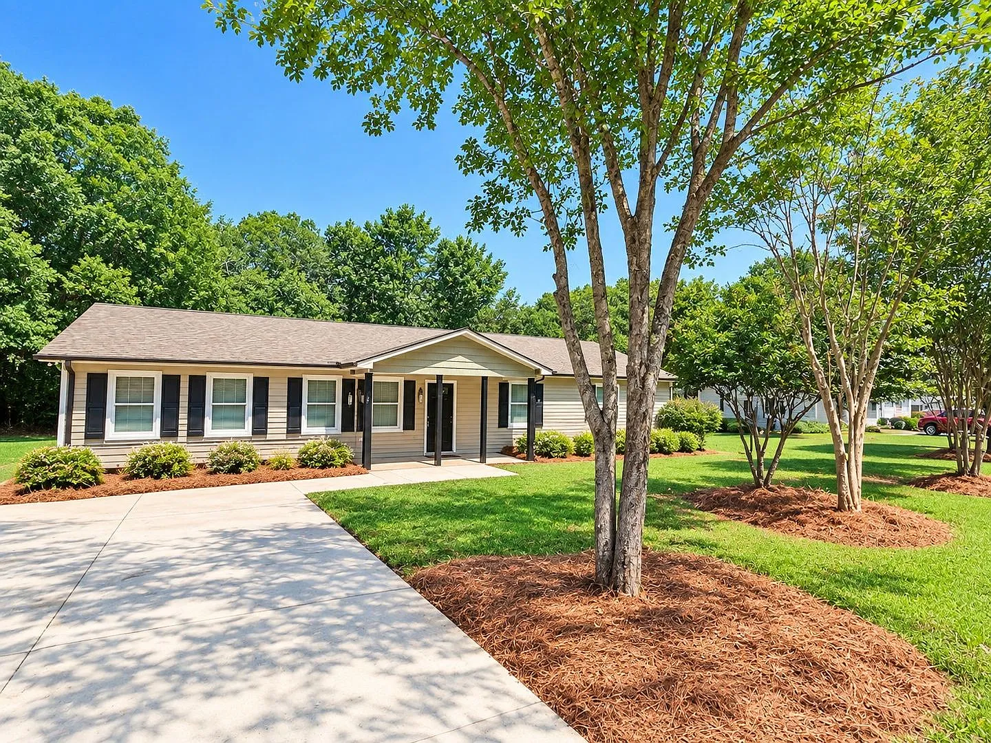 Move In Ready - Wren School District - 3 Bedroom — Photo 1