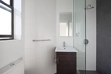 Rented by R New York