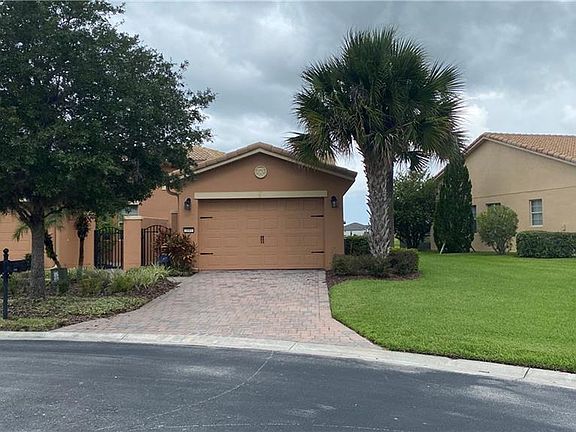 2nd image of 2801 Palm Tree Dr