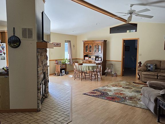 4th image of 10258 Four Mile Rd