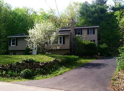3rd image of 63 Westwood Dr