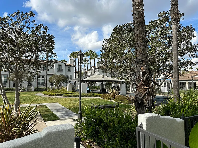 35 Walter Way — Photo 17