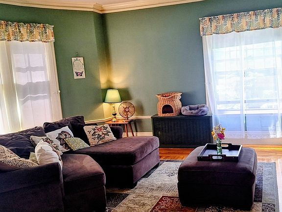 4th image of 23 Germain St