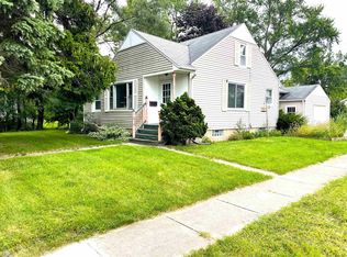 1340 Bancroft St, Port Huron, MI 48060