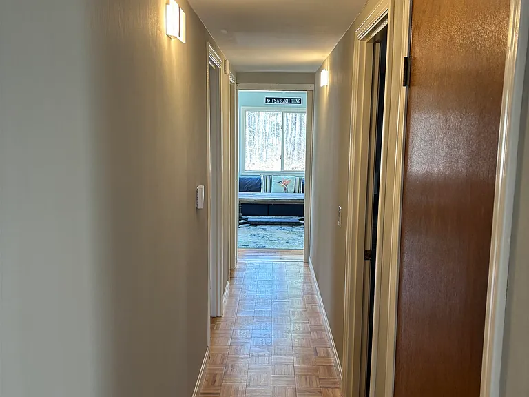 56 Captain Thomas Rd — Photo 8