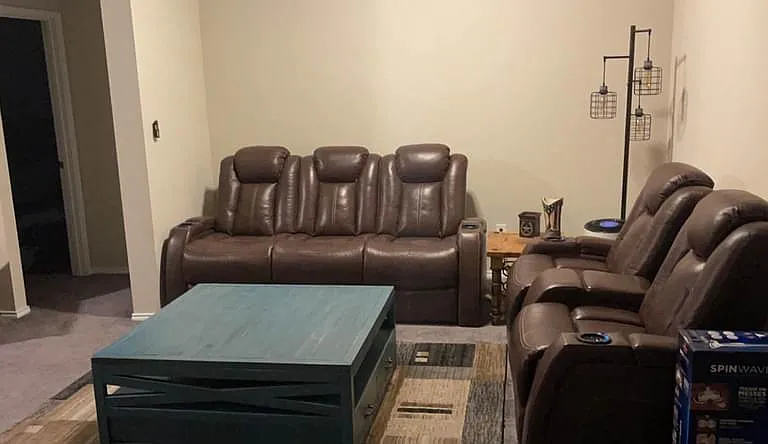 605 Dyann Dr — Photo 10