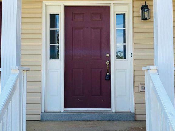 5th image of 604 Westchester Pl