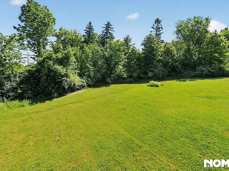 125 Cedar Hill Rd — Photo 32