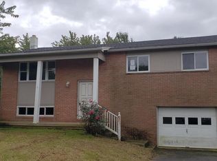 10184 Crestview Dr, Frederick, MD 21702