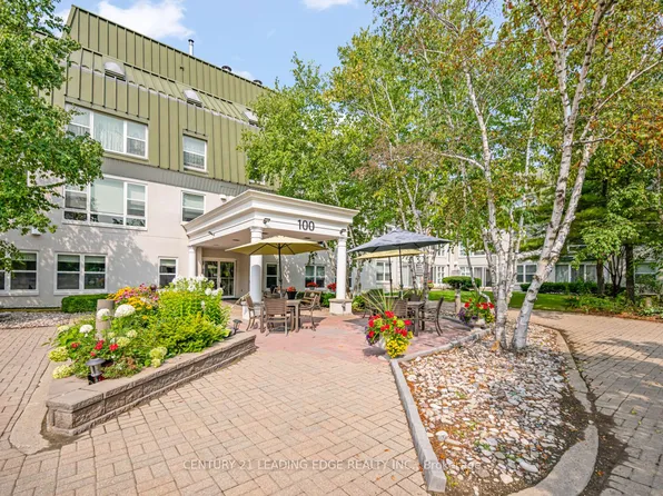 100 Anna Russell Way #214, Markham, ON L3R 6C7