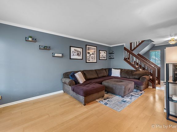 5th image of 128 Brittany Dr Unit E
