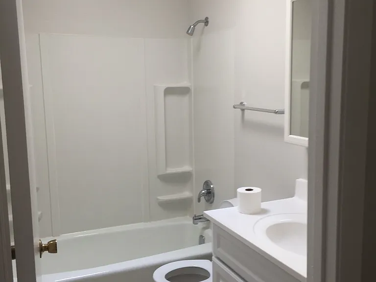 1520 Adams St — Photo 11