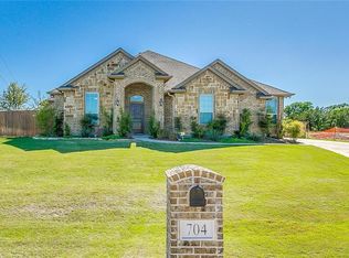 704 Green Canyon Ct, Weatherford, TX 76087