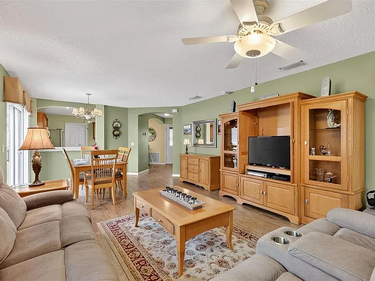 1258 Estill Ave — Photo 14
