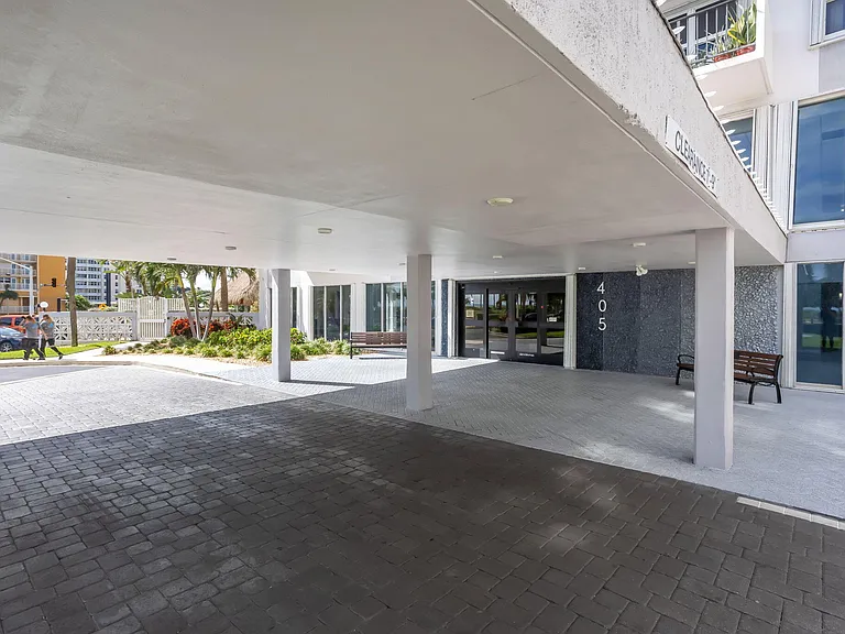 405 N Ocean Blvd #329 — Photo 47