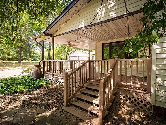 3rd image of 2084 Mallard Ln