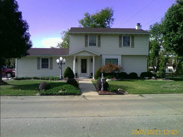 1525 Esic Dr photo 1