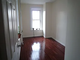 Rented by Urban Ambiance