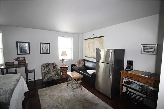 1205 Saint Charles Ave #612 — Photo 4