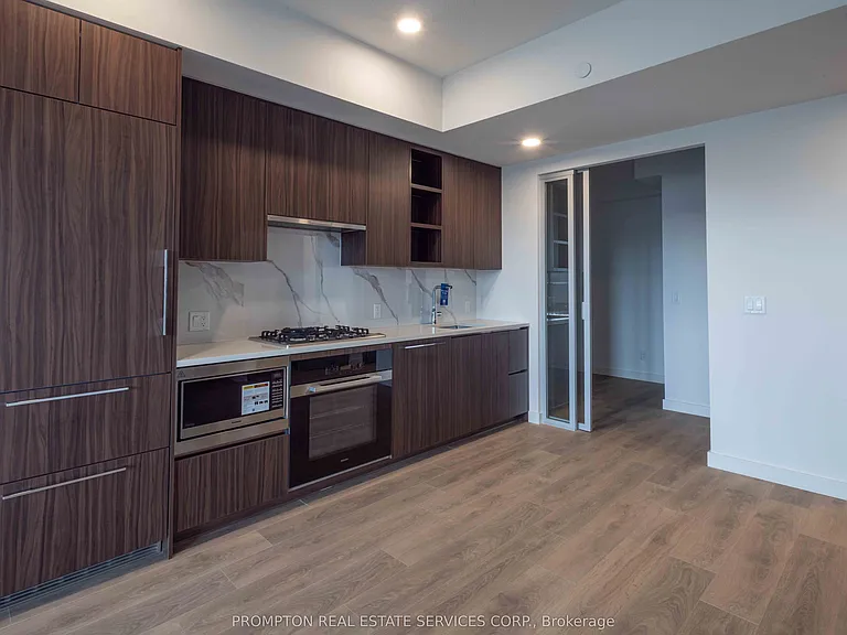 18 Esther Shiner Blvd #312 — Photo 18