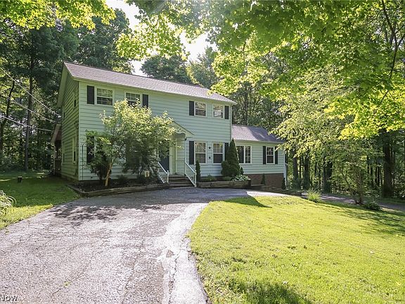 3rd image of 11240 Whitewood Dr