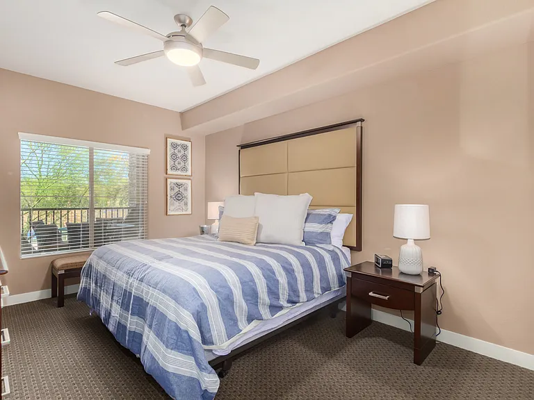 5450 E Deer Valley Dr — Photo 8