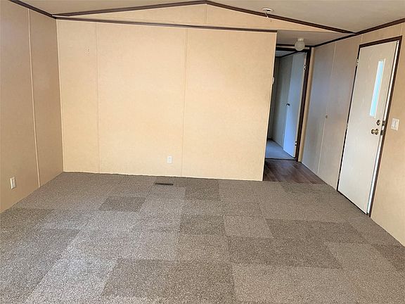 3rd image of 705 San Jacinto St #C