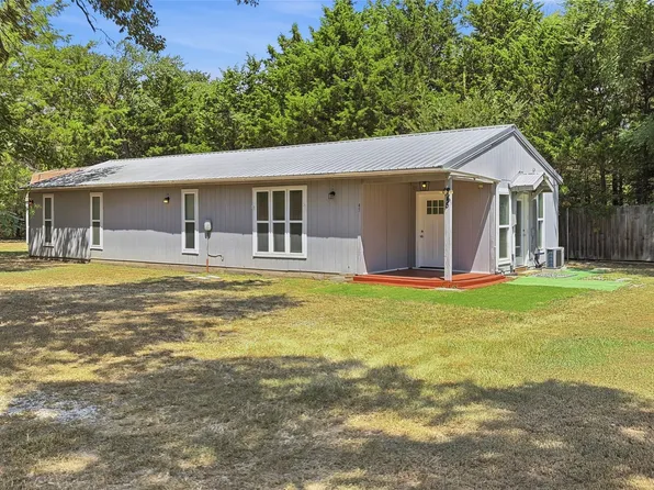 45 Country Place Ln, Valley View, TX 76272