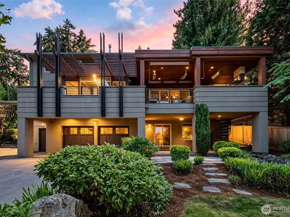 3225 W Mercer Way, Mercer Island, WA 98040