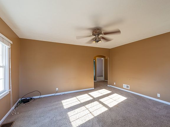 2nd image of 509 W Wilson St