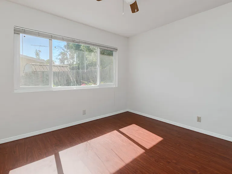 617 Truly Ter — Photo 15
