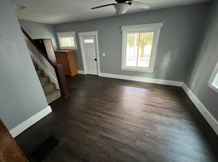 9 Peacock St APT 1, Auburn, NY 13021