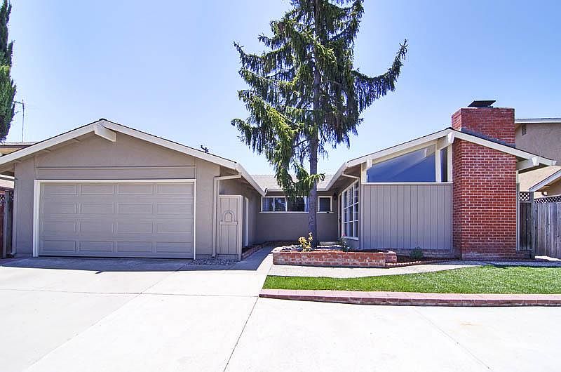 1st image of 1026 Tulip Dr