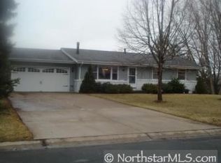 9012 Rosewood Ln N, Maple Grove, MN 55369