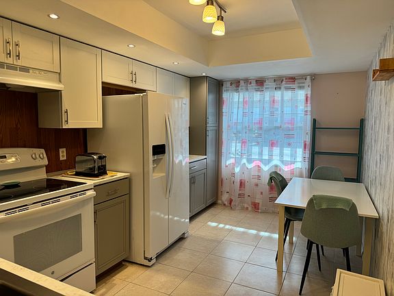 5th image of 7580 92nd St APT 102D