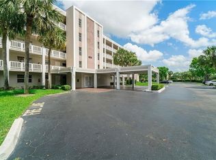 1075 Riverside Dr APT 207, Pompano Beach, FL 33071