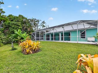 482 NW Sunflower Pl, Jensen Beach, FL 34957