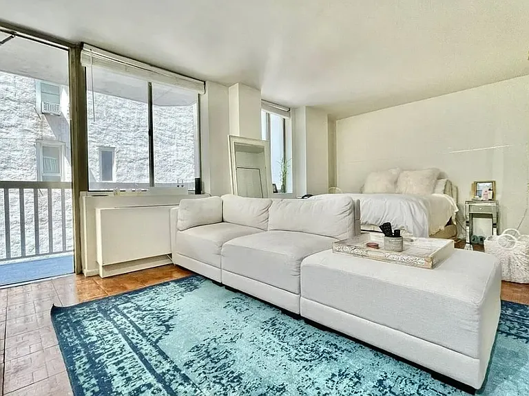 50 Lexington Ave #3B — Photo 3