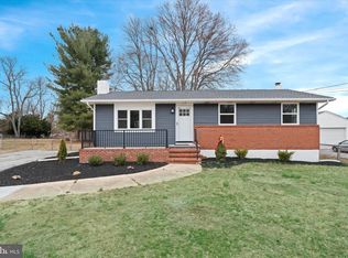 223 Edgewood Dr, Bear, DE 19701
