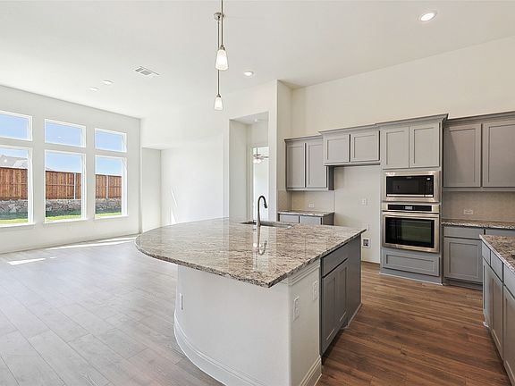 6th image of this home