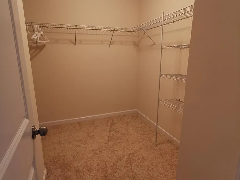 7107 Thornrose Dr — Photo 15