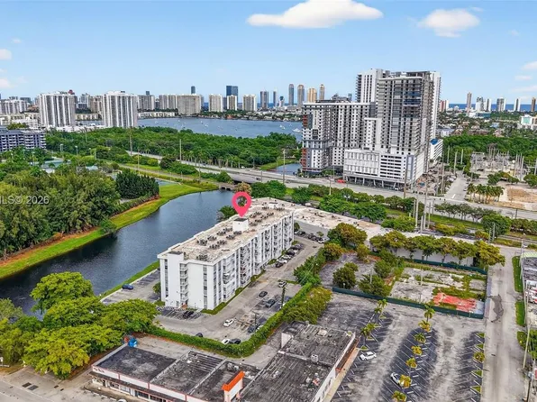 16465 NE 22nd Ave APT 116, North Miami Beach, FL 33160