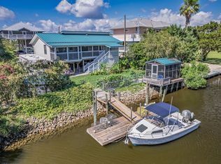 83 Gulf Breeze Dr, Crawfordville, FL 32327