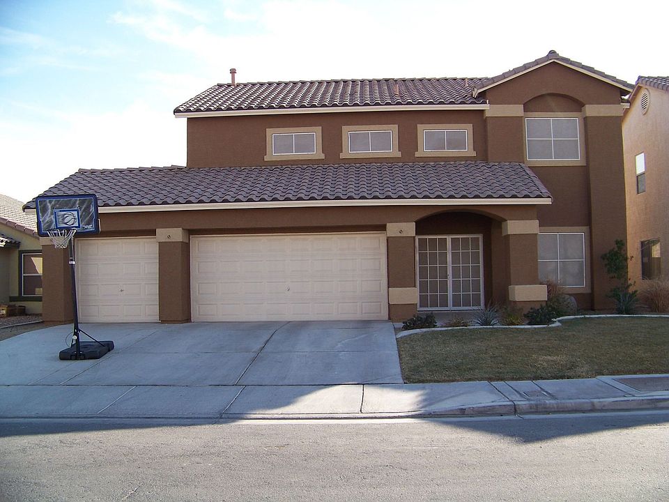 Jan '08: fresh exterior paint