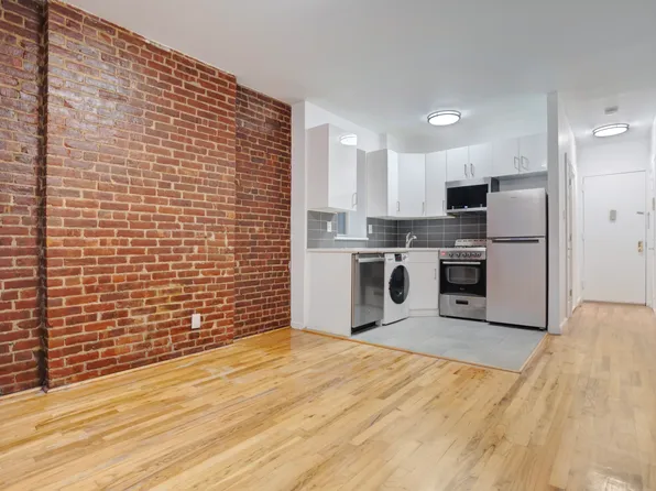 364 West 51st Street image 1 of 10