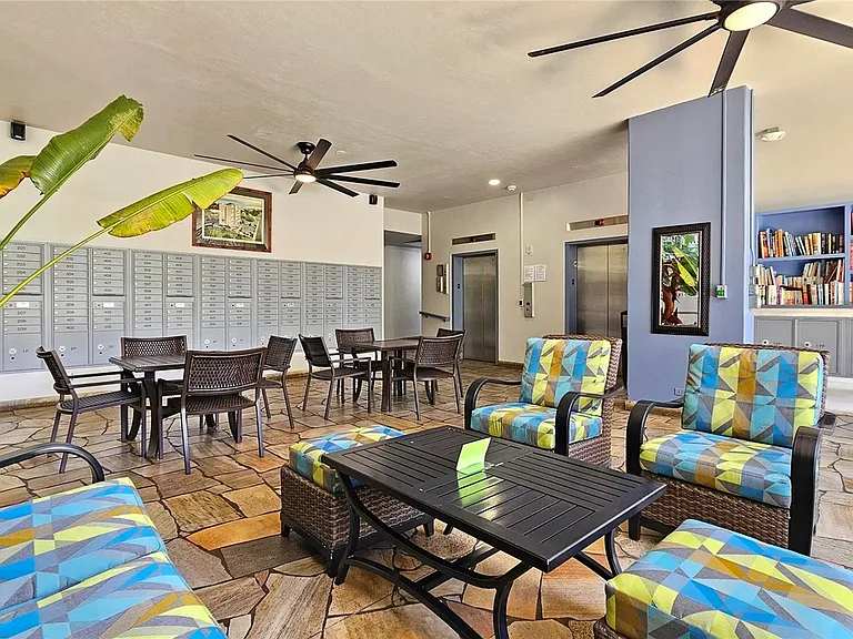 435 Seaside Ave #609 — Photo 34