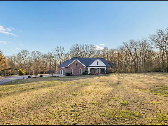 2nd image of 1366 Iron Bridge Rd