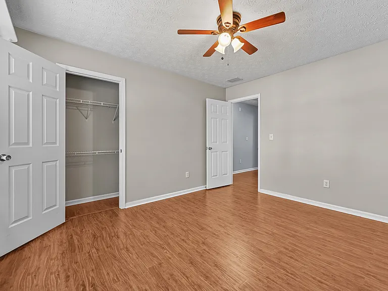 1029 Harbins Pass Dr — Photo 23