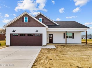 824 Cotton Field Rd, Kinston, NC 28504