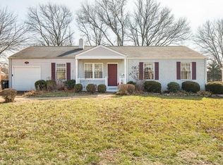 7114 N Villanova Dr, Saint Louis, MO 63123